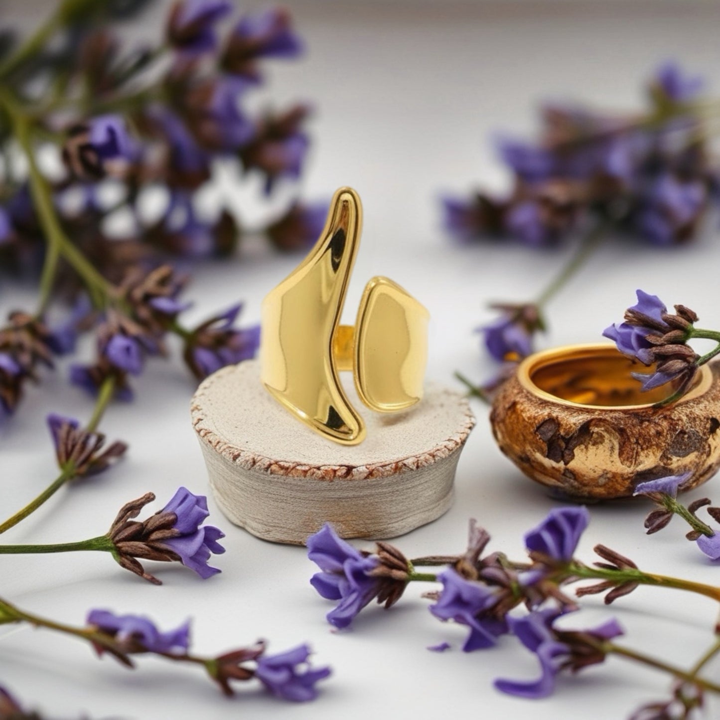 Sculpt Ring